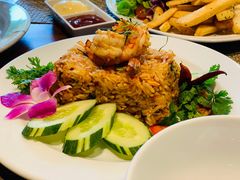 -Chom Cafe and Restaurant