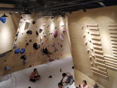 -Upper Climbing Gym 攀岩(华侨城店)