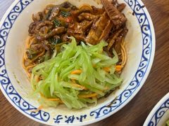 -梅溪·小伙子干挑面(安吉总店)