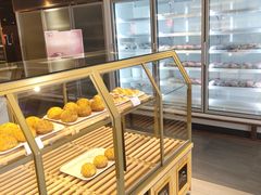 面包甜点陈列柜-香港茶餐厅文化体验馆(茶山镇店)