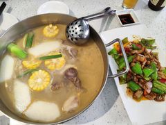 -肥仔文澳门猪骨煲(南京西路店)