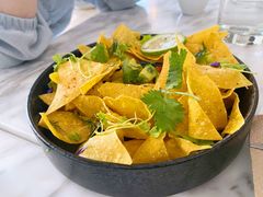 芒果牛油果酱墨西哥玉米片-The Rug Cafe(王府中环店)