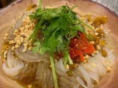 -双燕楼·手工馄饨·汤面小吃(世纪汇店)