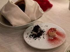 -The Georg(东华门店)