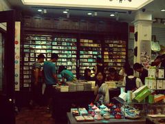 -新华书店(龙头路店)