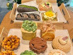 -奈雪的茶(亨特国际广场店)