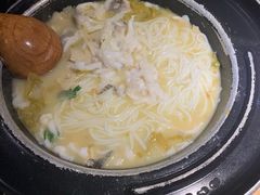 -九锅一堂酸菜鱼(新南凯德直营店)