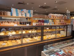 面包甜点陈列柜-BreadTalk面包新语·烘焙蛋糕(海珠丽影广场店)