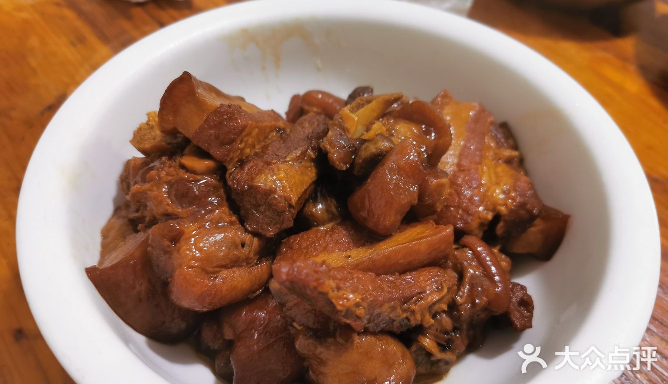 要得家菜馆，去之前一定和老板先预订