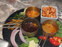 -禄婶鸡煲·打边炉