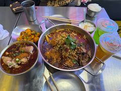 -蓉三少冒烤鸭·四川小吃集(北京首店)