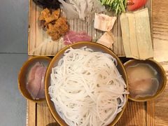 蒙自过桥米线-麦麦山云南菜(复地活力城店)