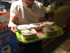 -海口骑楼小吃街