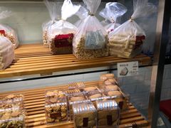 -苹果花园(昌里东路店)