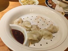 -娜仁图雅蒙古美食村(33小镇店)
