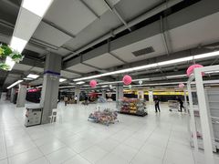 -家乐福(古北店)