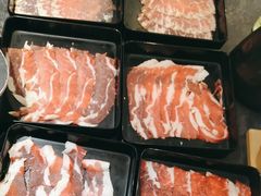 -匠牛亭·锅物烧肉放题自助(昆百大·泰业城店)
