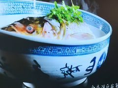 -南京金牛湖巨碗鱼头
