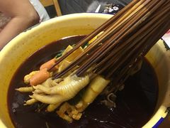 -拈签一笑黄牛肉辣卤串串
