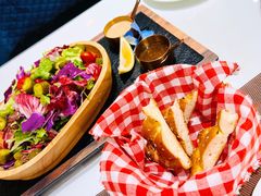 餐前面包-清真·苏曼亚土耳其餐厅