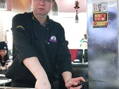 -利昂法式铁板主题餐厅(新奥购物中心店)