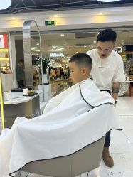 -虫二·专注健康烫染沙龙