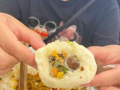 -李与白包子铺(桐梓林店)