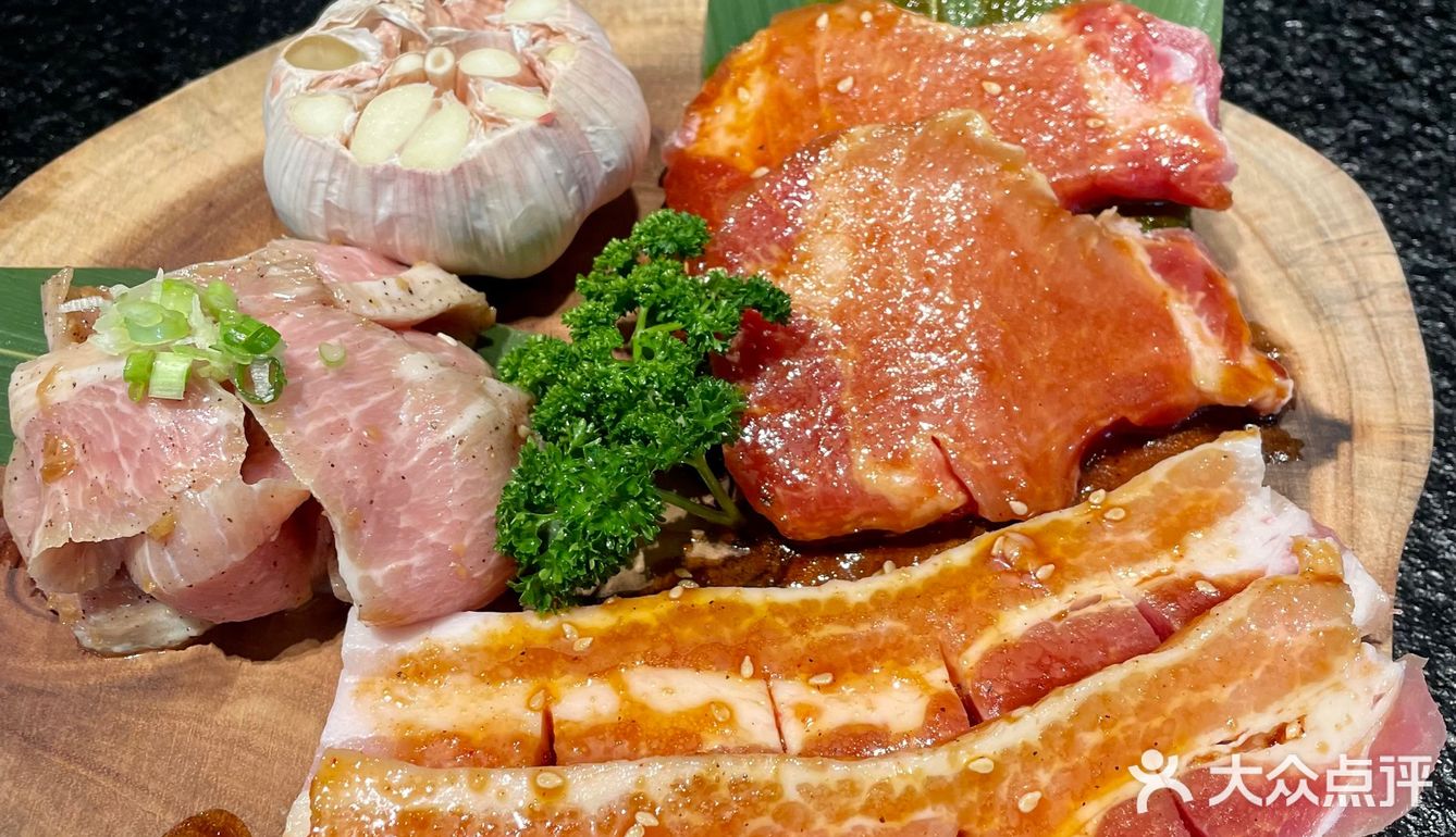 开炙318烤肉场ins风打卡新地标