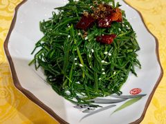 炝拌草原沙葱-德乐海蒙餐