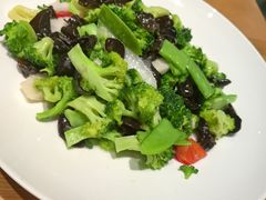 -哈啾嗨·新概念蒙餐(红星新城店)