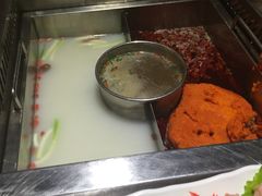 -洪焱重庆老火锅(万福花园店)