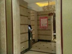 -海龙湾休闲水汇(鹅掌坦步行街店)