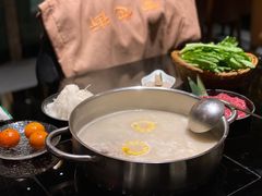 澳门鸡脚猪骨煲（小）-官也街澳门火锅(新源里店)