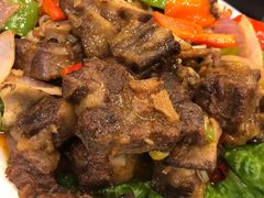 红烧牛尾-清真·益鑫羊肉手抓馆(花园北街店)