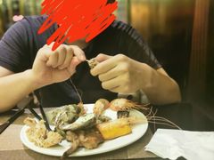 -大中华希尔顿酒店-念自助餐·嗨啤·小龙虾