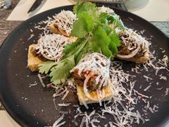 擂椒皮蛋芝士炸豆腐-SHADOWS•Bistro&Eatery(安福路店)