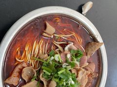 -薛记襄阳香辣牛肉面(平安路店)