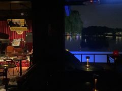 -东岸Cafe 爵士俱乐部