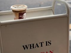 覆盆子拿铁-Joymean coffee.见面咖啡