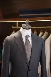 -优刻西服西装定制(金轮国际广场店)