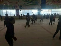 -冠军冰场CHAMPION RINK(百联又一城店)