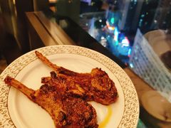 法式香煎羊扒-华强广场酒店-椰香高空自助餐厅