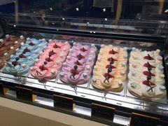 冰激凌-圣罗巴甄选自助(麦凯乐店)
