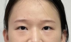-一个差评成就的纹眉店