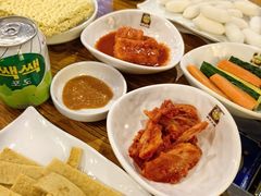 -喇喇排骨火锅·传统韩式脊骨汤(望京西园总店)