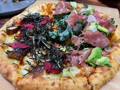 烤鳗鱼披萨-O'mills Sourdough Bakery&Bistro(永嘉路店)