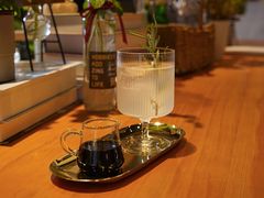 -ZING COFFEE 镜咖啡