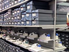 -New Balance(王府井奥莱·香江小镇店)