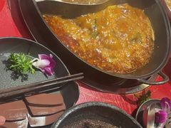 -谭鸭血老火锅·匠心(环球港旗舰店)