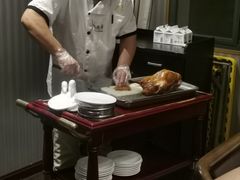 -湖庭壹品鸭王·传统北京烤鸭·别墅私房菜·庭院宵夜(江宁店)